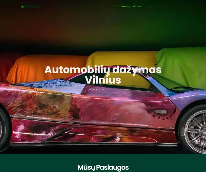 Atnaujinta Dažymo centro svetainė: spalvotas automobilis ir antraštė „Automobilių dažymas Vilnius“