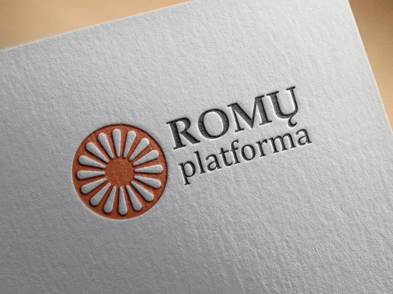 „Romų platforma“ – logotipas